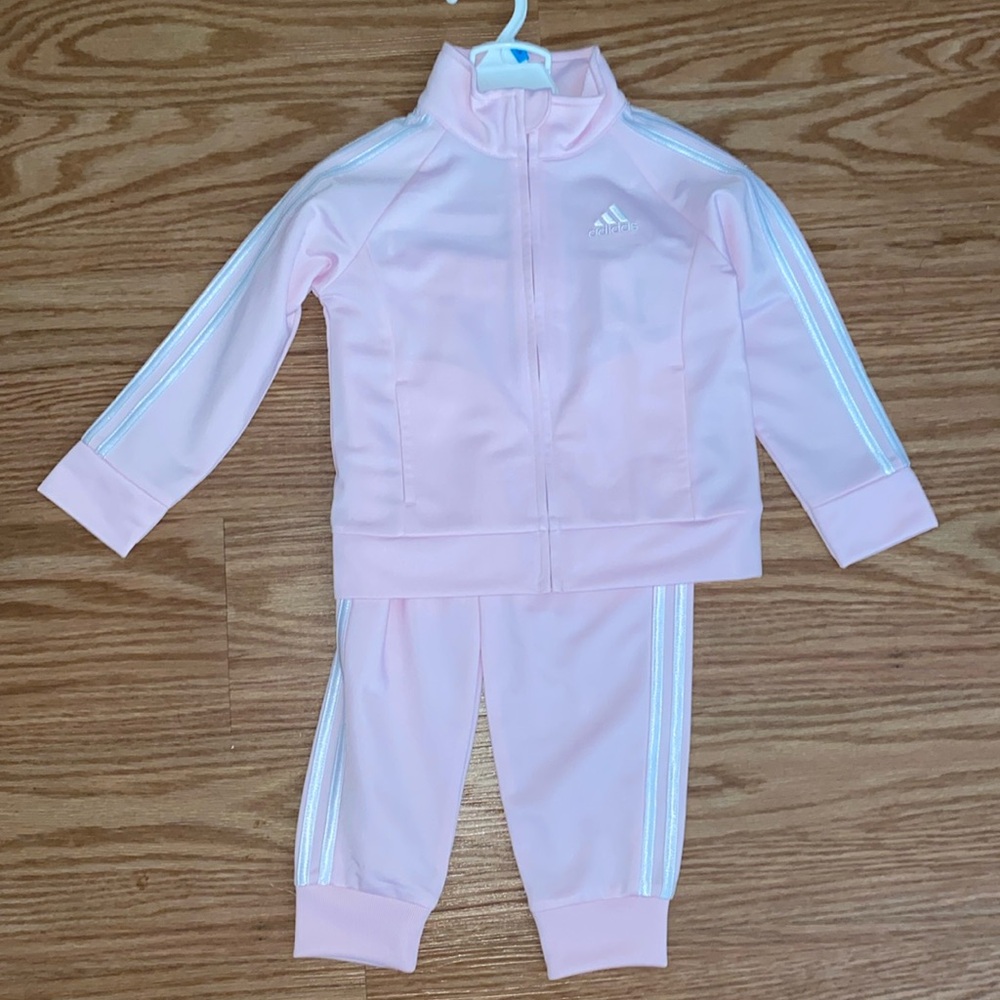 ✨Light Pink Adidas 2 Piece Outfit